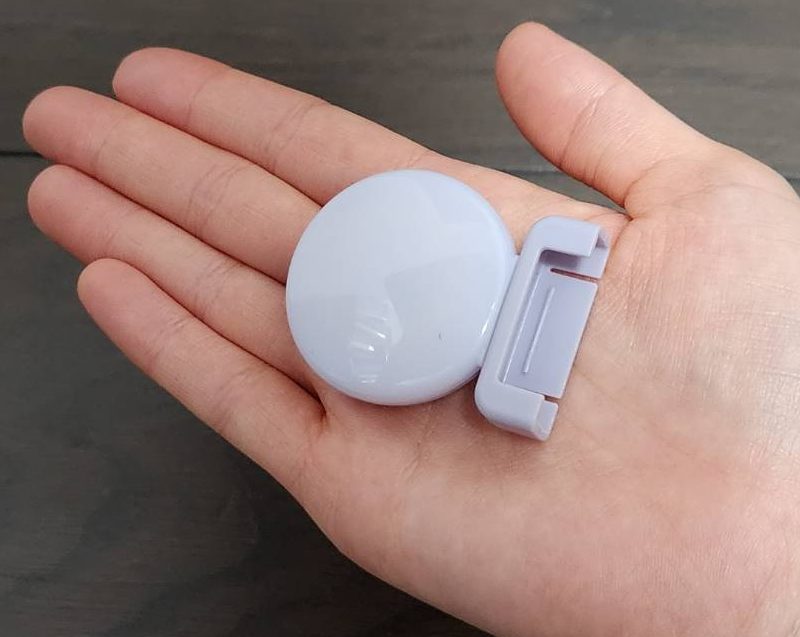 ３COINS のLED三脚自撮り棒のライト画像