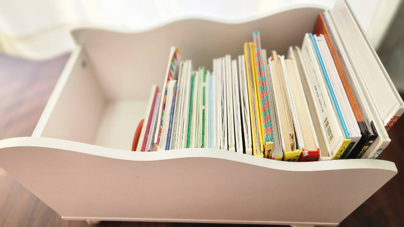 絵本棚の実際の写真